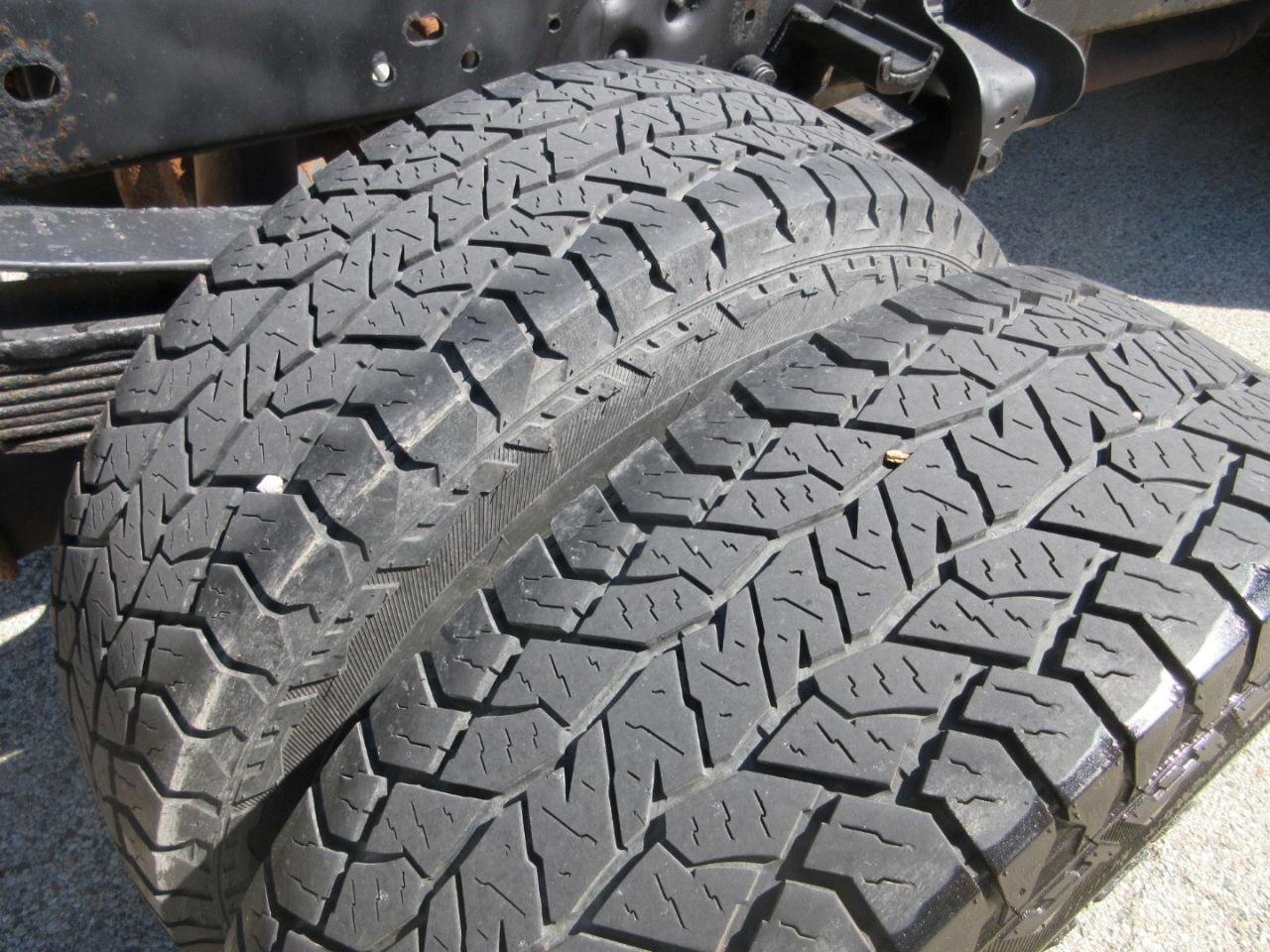 Ford Super Duty F-350 DRW 2WD Reg Cab 165" WB 84" CA XL 2014