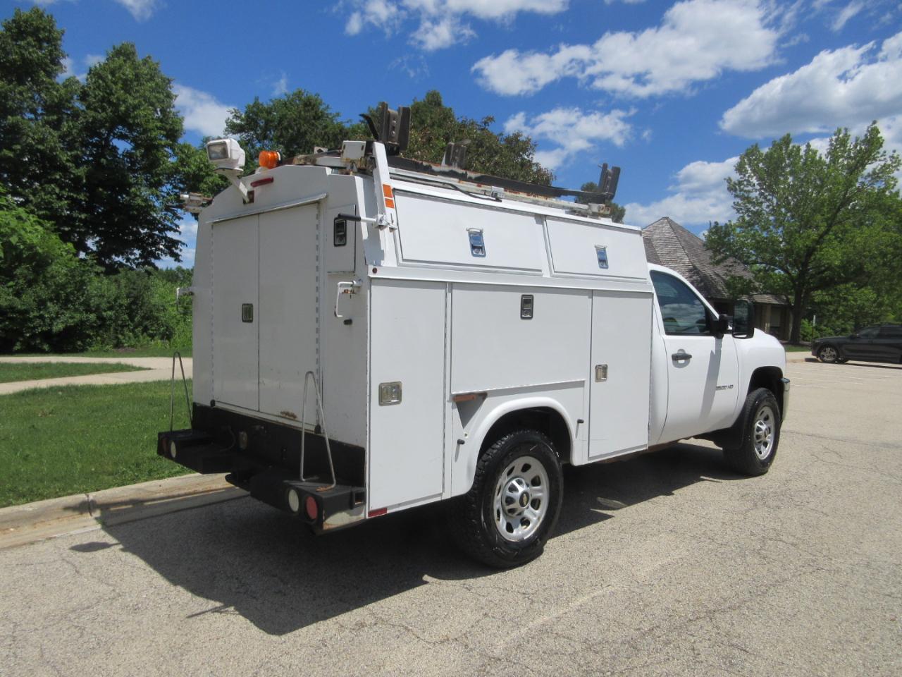 Chevrolet Silverado 3500HD 4WD Reg Cab 133.7" Work Truck 2012