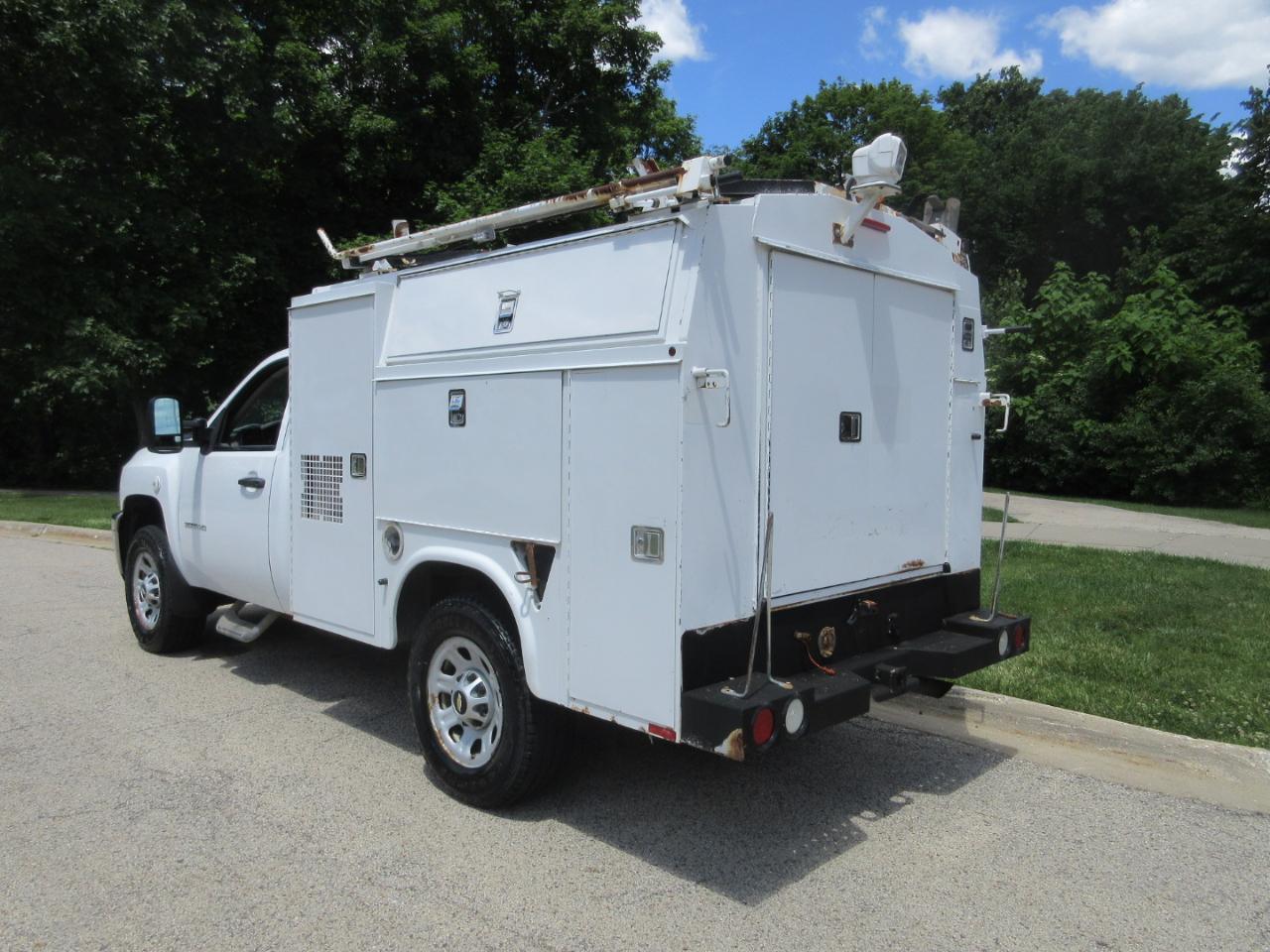 Chevrolet Silverado 3500HD 4WD Reg Cab 133.7" Work Truck 2012