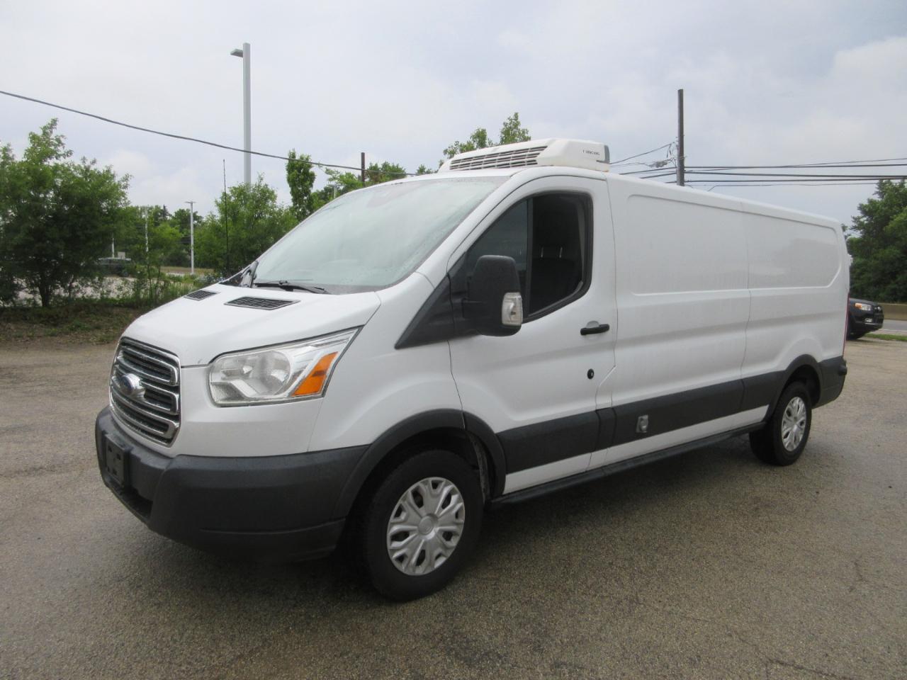 Ford Transit Van T-250 148" Low Rf 9000 GVWR Swing-Out RH Dr 2017