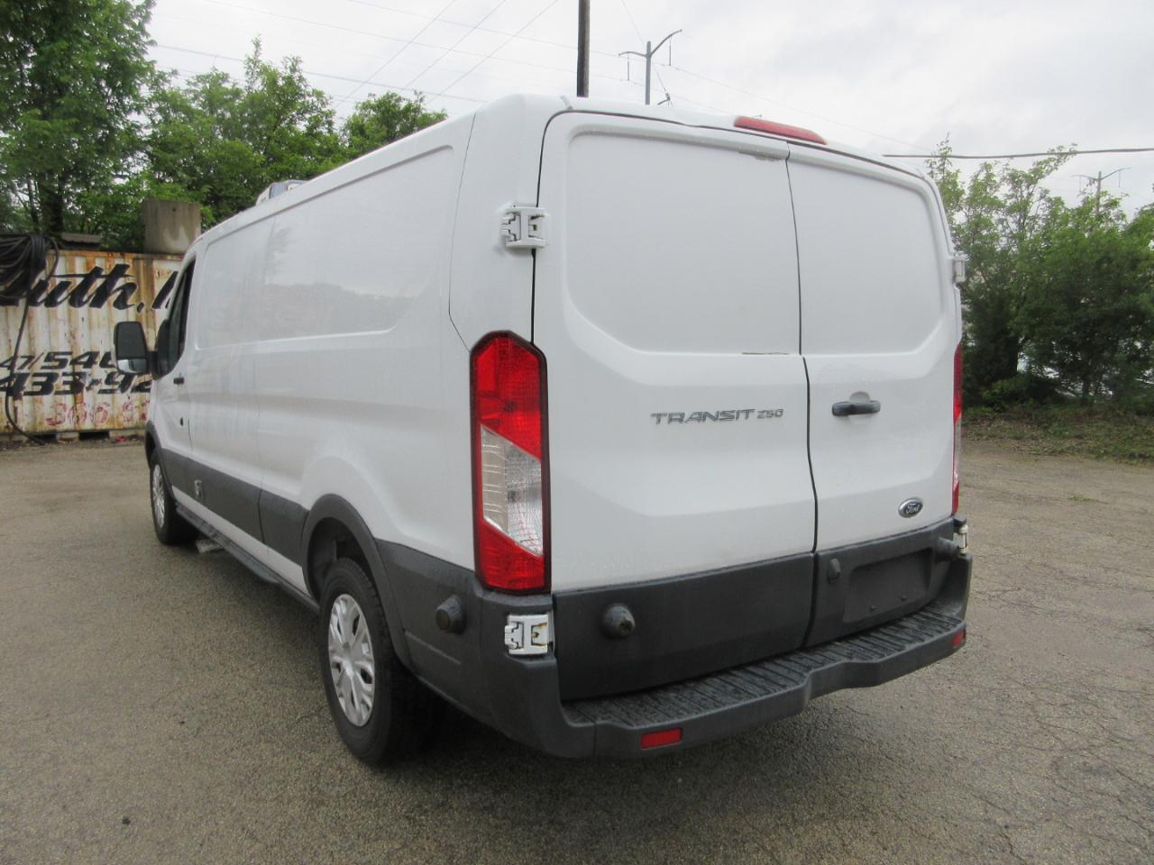 Ford Transit Van T-250 148" Low Rf 9000 GVWR Swing-Out RH Dr 2017