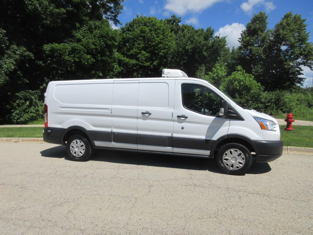 Ford Transit Van T-250 148" Low Rf 9000 GVWR Swing-Out RH Dr 2017