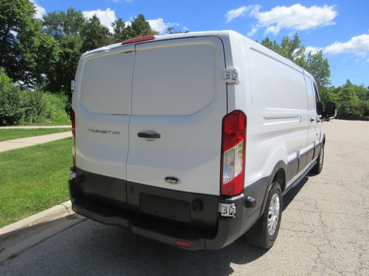 Ford Transit Van T-250 148" Low Rf 9000 GVWR Swing-Out RH Dr 2017