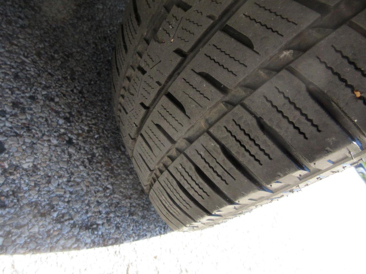 Ford Transit Van T-250 148" Low Rf 9000 GVWR Swing-Out RH Dr 2017
