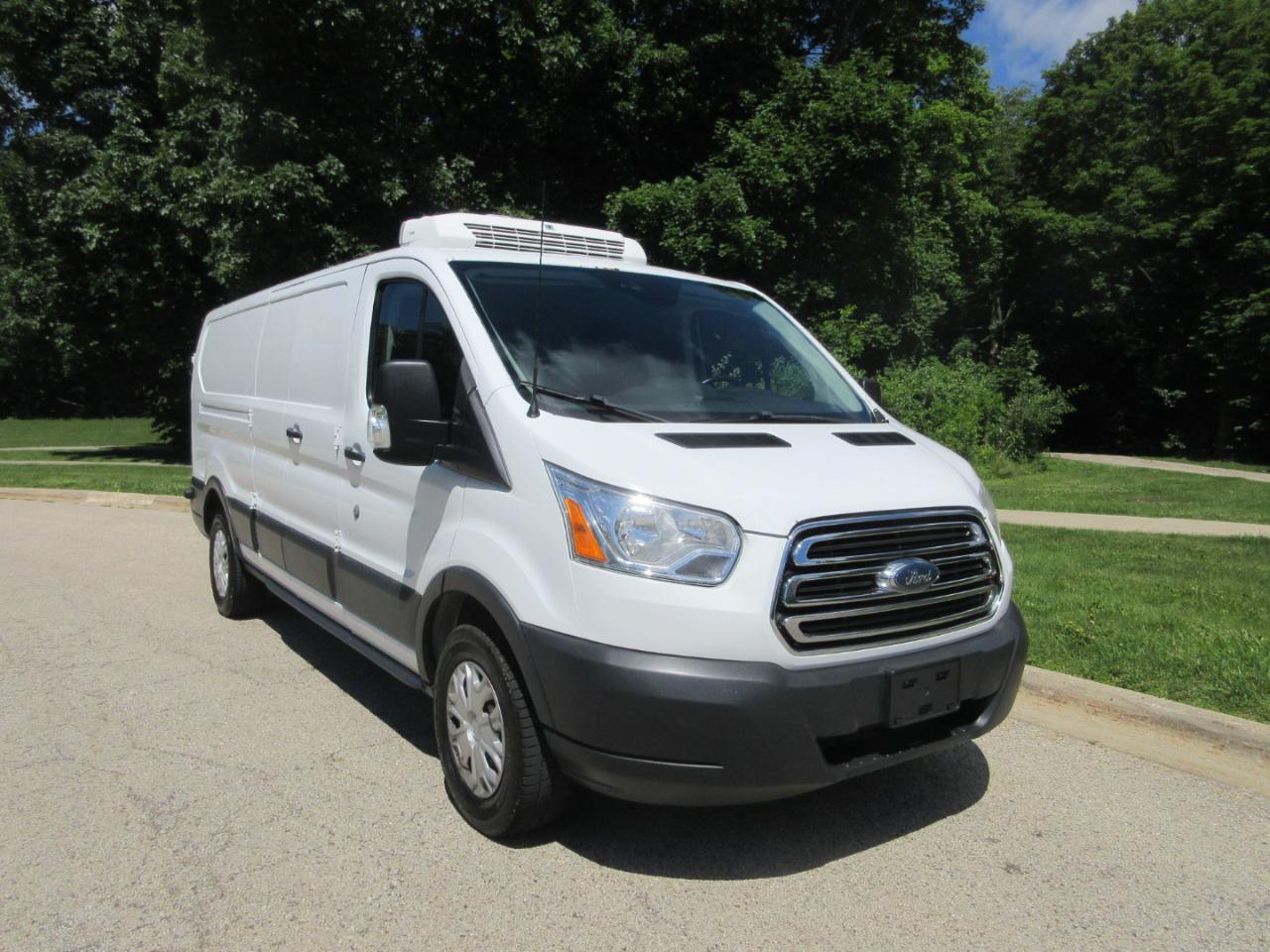 Ford Transit Van T-250 148" Low Rf 9000 GVWR Swing-Out RH Dr 2017