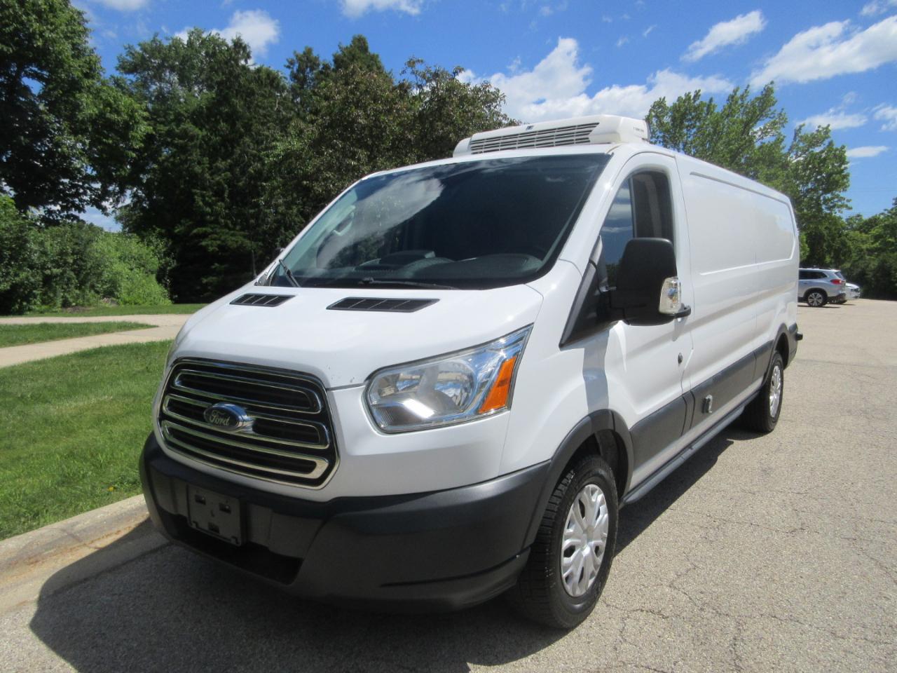 Ford Transit Van T-250 148" Low Rf 9000 GVWR Swing-Out RH Dr 2017