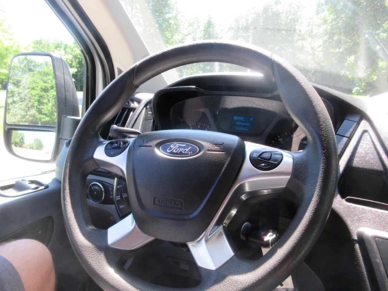 Ford Transit Van T-250 148" Med Rf 9000 GVWR Sliding RH Dr 2018