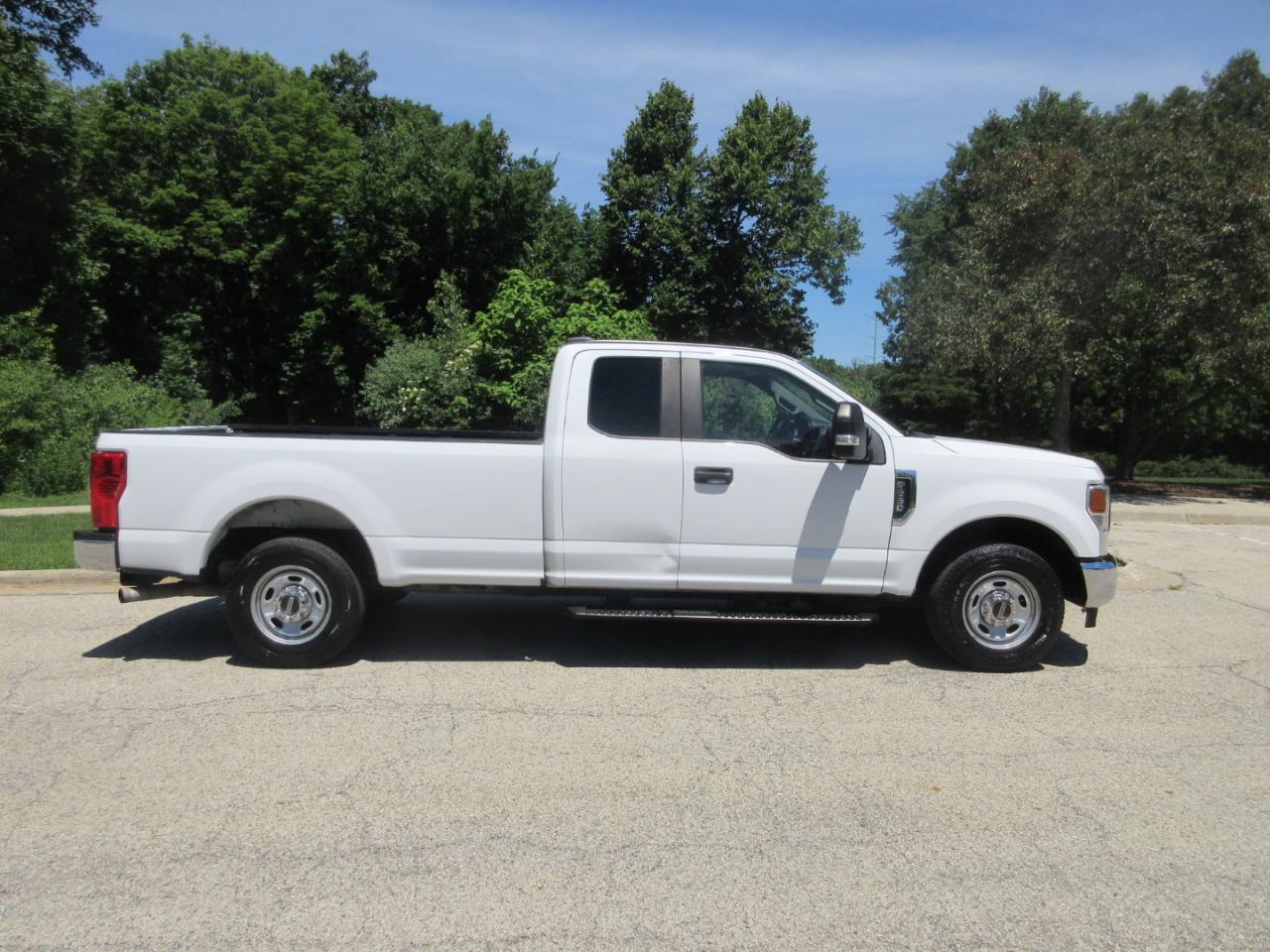 Ford Super Duty F-250 SRW XL 2WD SuperCab 8' Box 2020