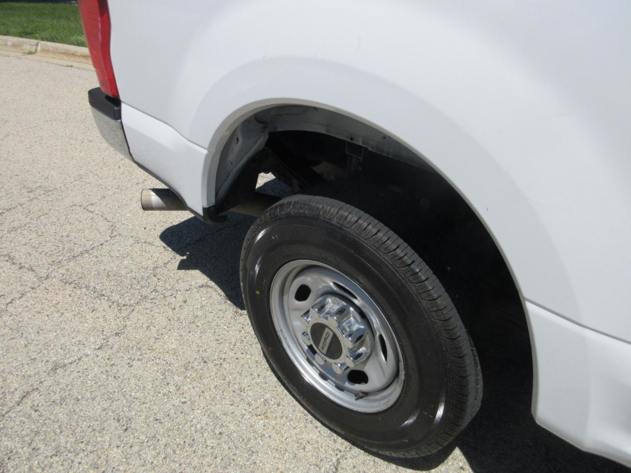 Ford Super Duty F-250 SRW XL 2WD SuperCab 8' Box 2020