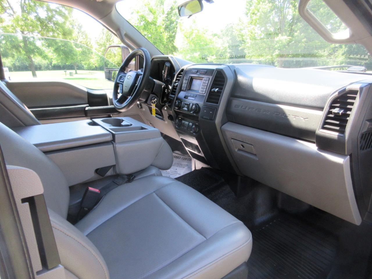 Ford Super Duty F-250 SRW XL 2WD SuperCab 8' Box 2020