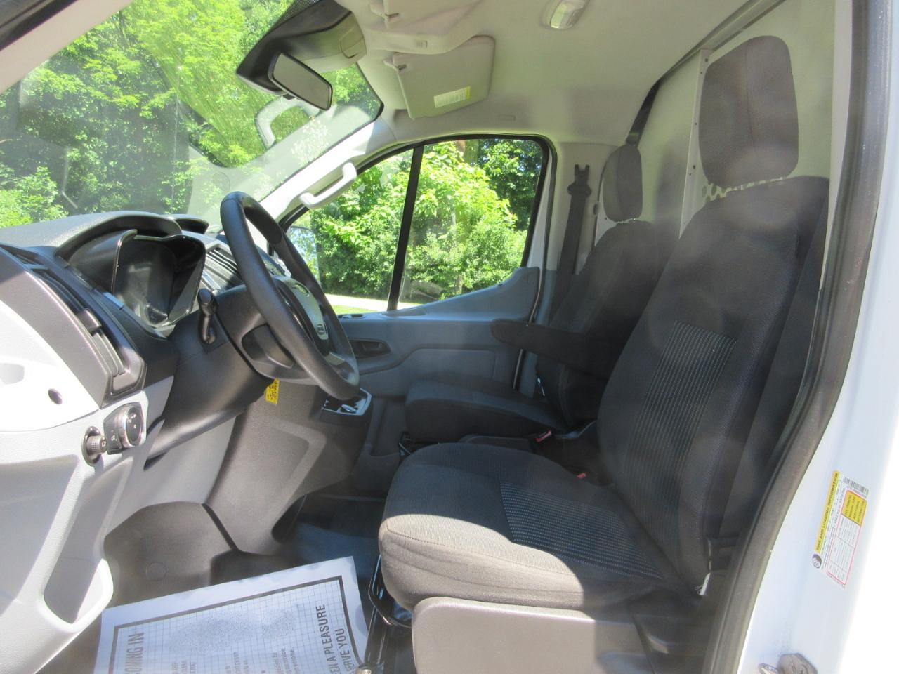 Ford Transit Van T-150 130" Low Rf 8600 GVWR Swing-Out RH Dr 2019