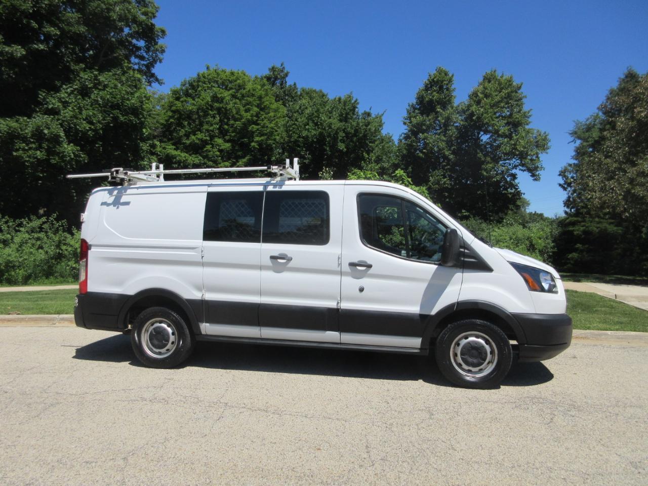 Ford Transit Van T-150 130" Low Rf 8600 GVWR Swing-Out RH Dr 2019