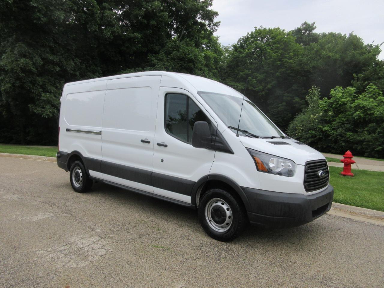 Ford Transit Van T-350 148" Med Rf 9500 GVWR Sliding RH Dr 2018