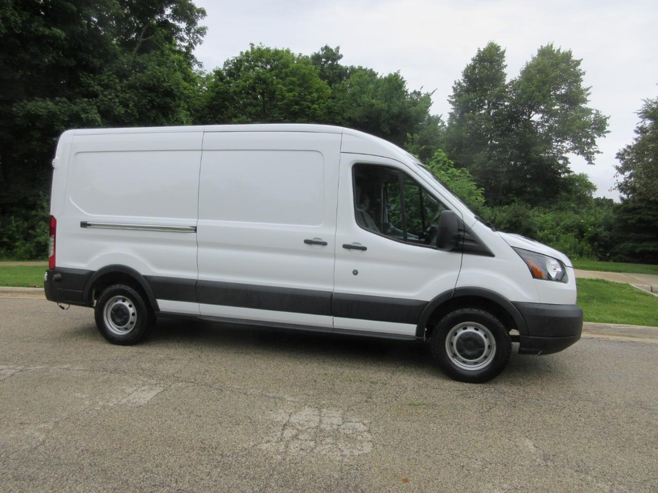 Ford Transit Van T-350 148" Med Rf 9500 GVWR Sliding RH Dr 2018