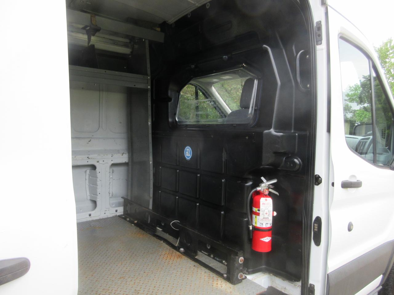 Ford Transit Van T-350 148" Med Rf 9500 GVWR Sliding RH Dr 2018