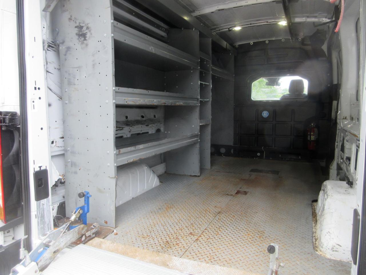 Ford Transit Van T-350 148" Med Rf 9500 GVWR Sliding RH Dr 2018