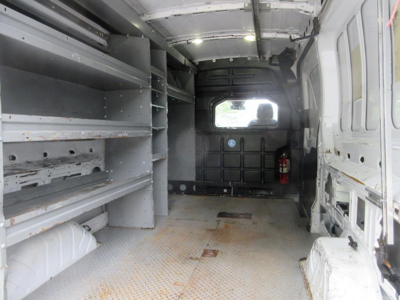 Ford Transit Van T-350 148" Med Rf 9500 GVWR Sliding RH Dr 2018