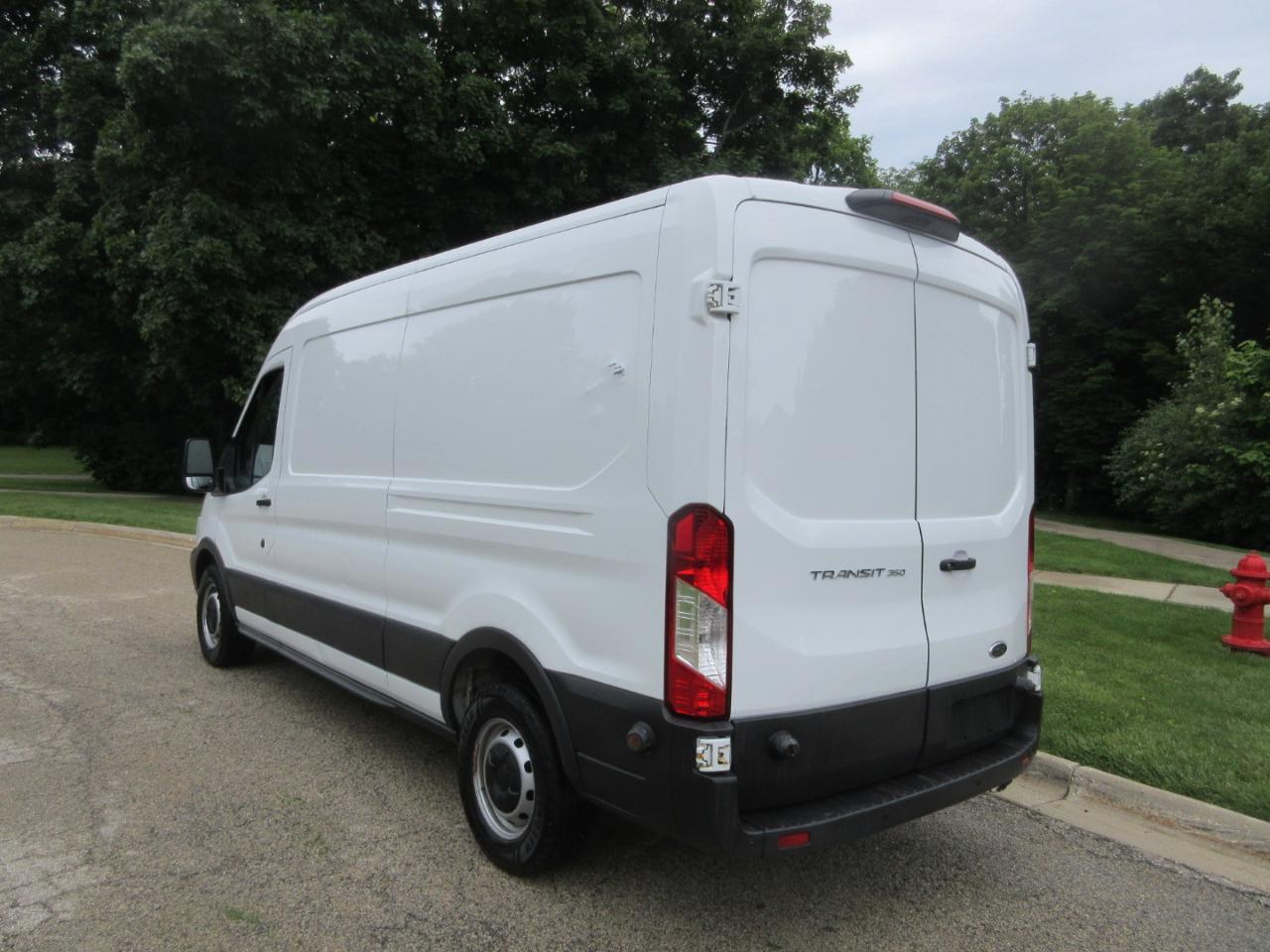 Ford Transit Van T-350 148" Med Rf 9500 GVWR Sliding RH Dr 2018