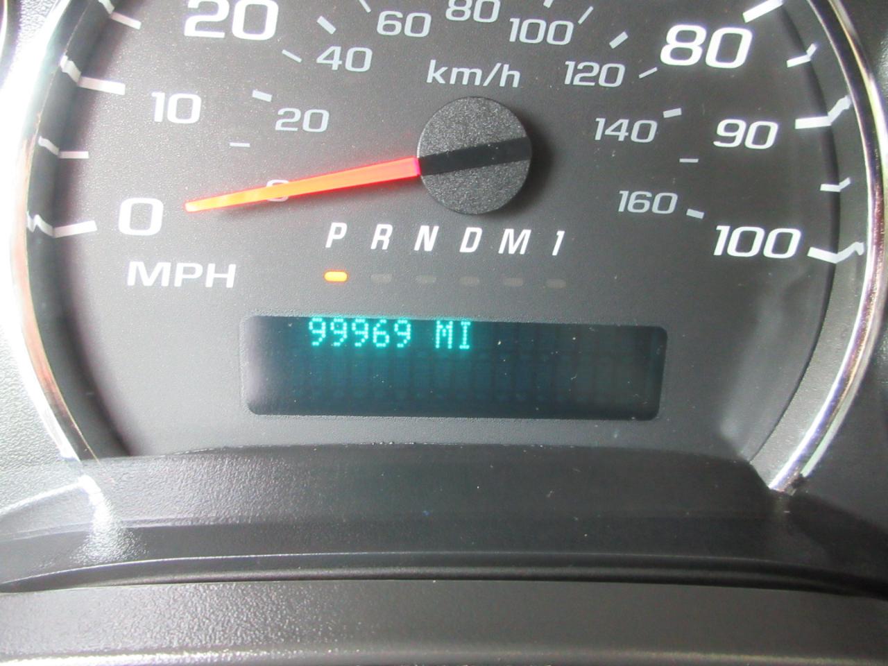 Chevrolet Express Cargo Van RWD 2500 135" 2014