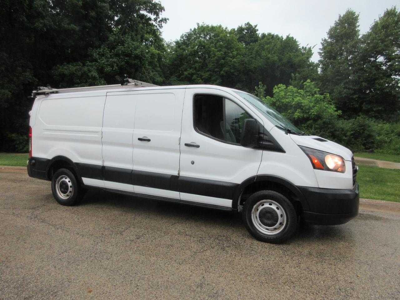 Ford Transit Van T-250 148" Low Rf 9000 GVWR Swing-Out RH Dr 2019