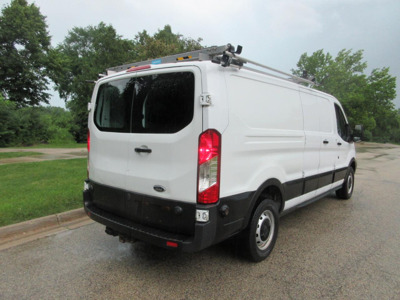Ford Transit Van T-250 148" Low Rf 9000 GVWR Swing-Out RH Dr 2019