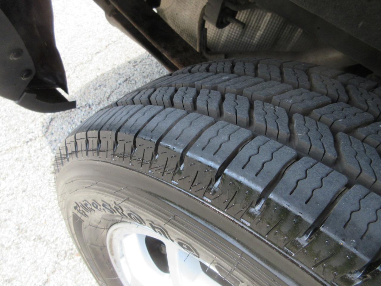 Ford Transit Cargo Van T-250 148" Med Rf 9000 GVWR Sliding RH Dr 2015