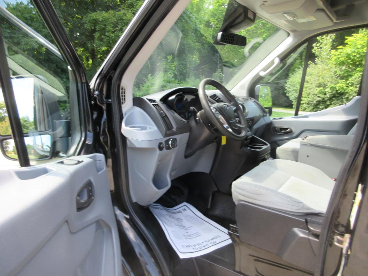 Ford Transit Cargo Van T-250 148" Med Rf 9000 GVWR Sliding RH Dr 2015