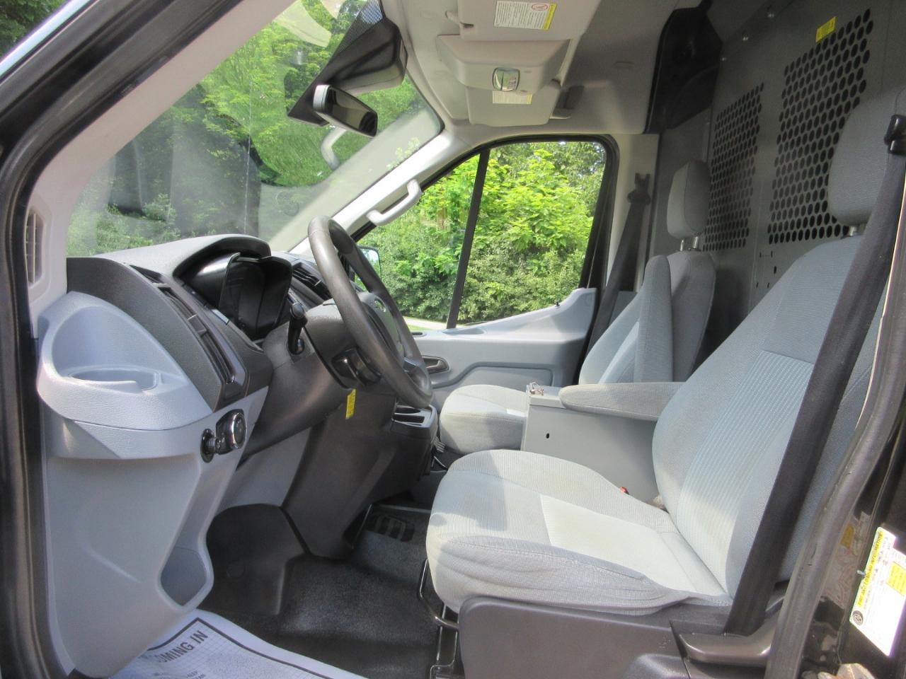 Ford Transit Cargo Van T-250 148" Med Rf 9000 GVWR Sliding RH Dr 2015