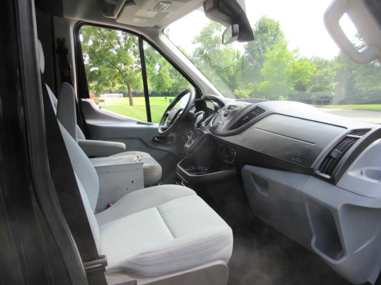 Ford Transit Cargo Van T-250 148" Med Rf 9000 GVWR Sliding RH Dr 2015