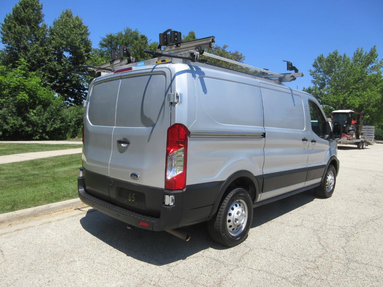 Ford Transit Cargo Van T-250 130" Low Rf 9070 GVWR AWD 2021