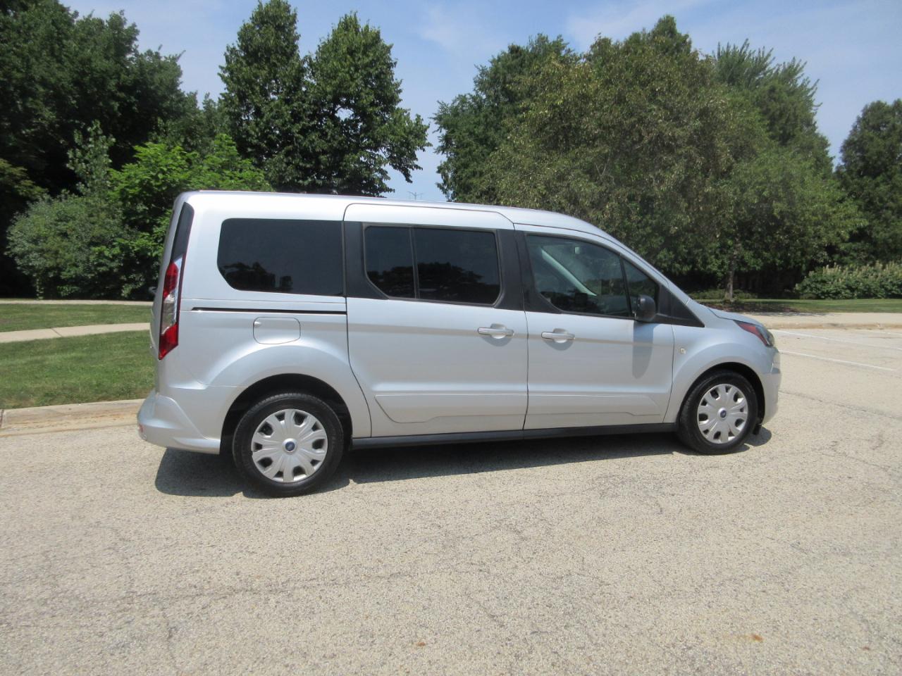 Ford Transit Connect Wagon XLT LWB w/Rear Liftgate 2022