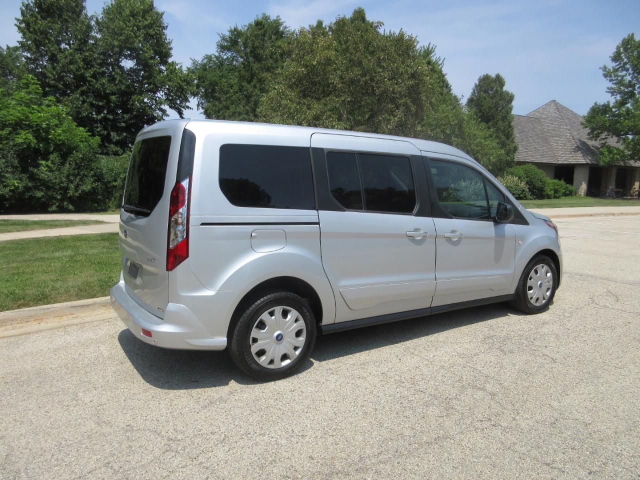 Ford Transit Connect Wagon XLT LWB w/Rear Liftgate 2022