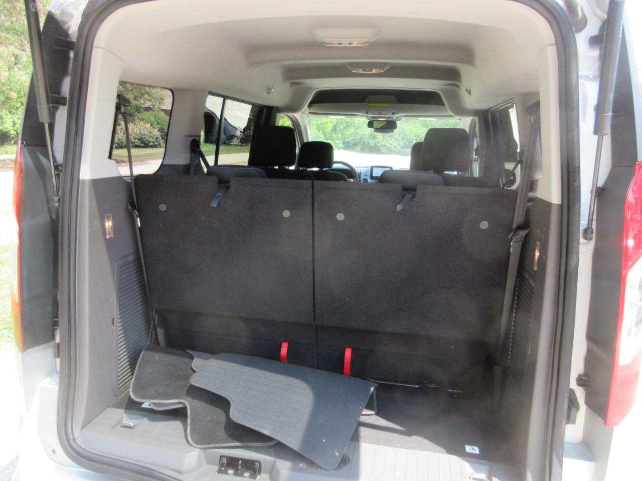 Ford Transit Connect Wagon XLT LWB w/Rear Liftgate 2022