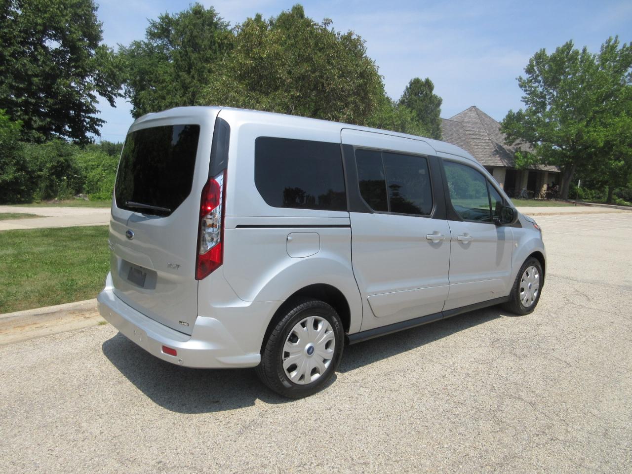 Ford Transit Connect Wagon XLT LWB w/Rear Liftgate 2022