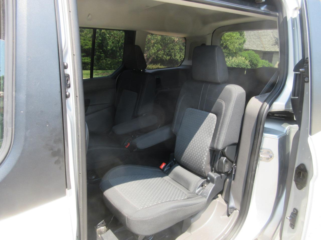 Ford Transit Connect Wagon XLT LWB w/Rear Liftgate 2022