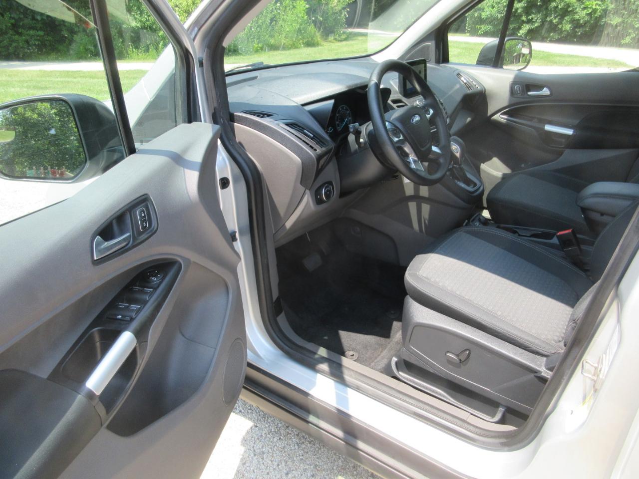 Ford Transit Connect Wagon XLT LWB w/Rear Liftgate 2022