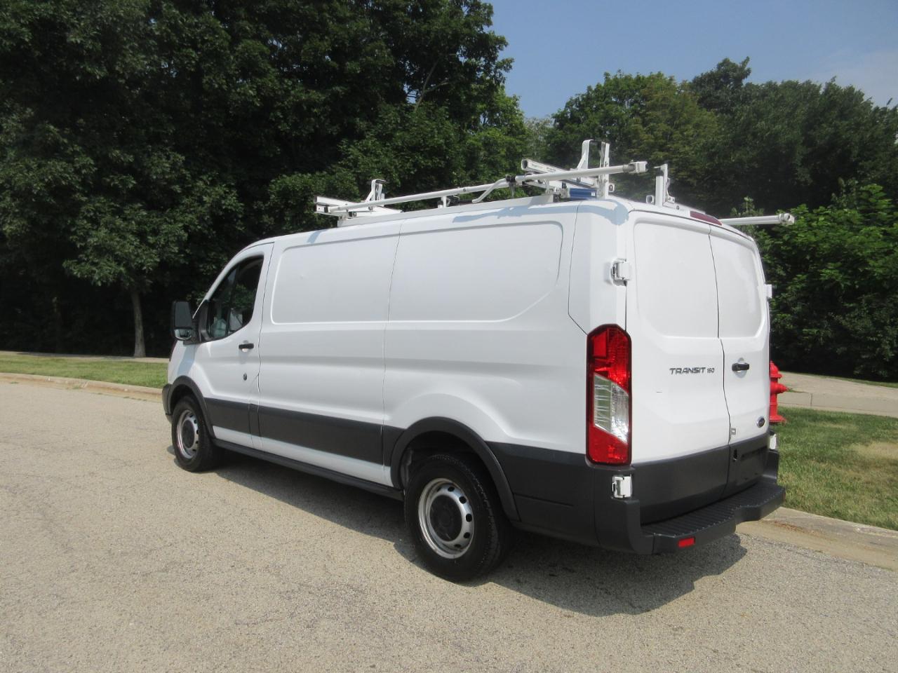 Ford Transit Van T-150 130" Low Rf 8600 GVWR Swing-Out RH Dr 2018