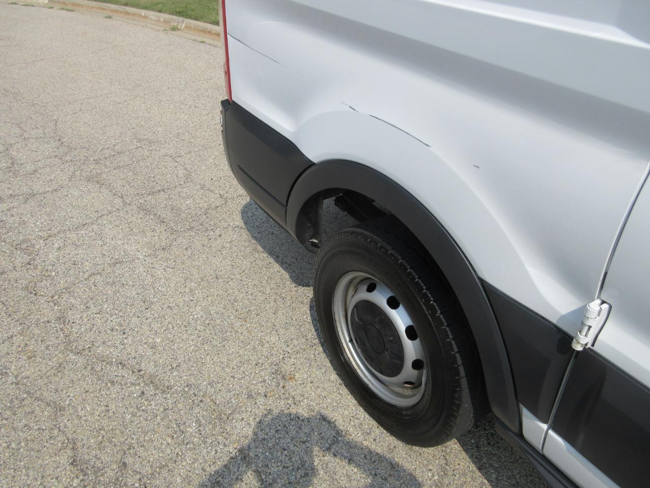 Ford Transit Van T-150 130" Low Rf 8600 GVWR Swing-Out RH Dr 2018