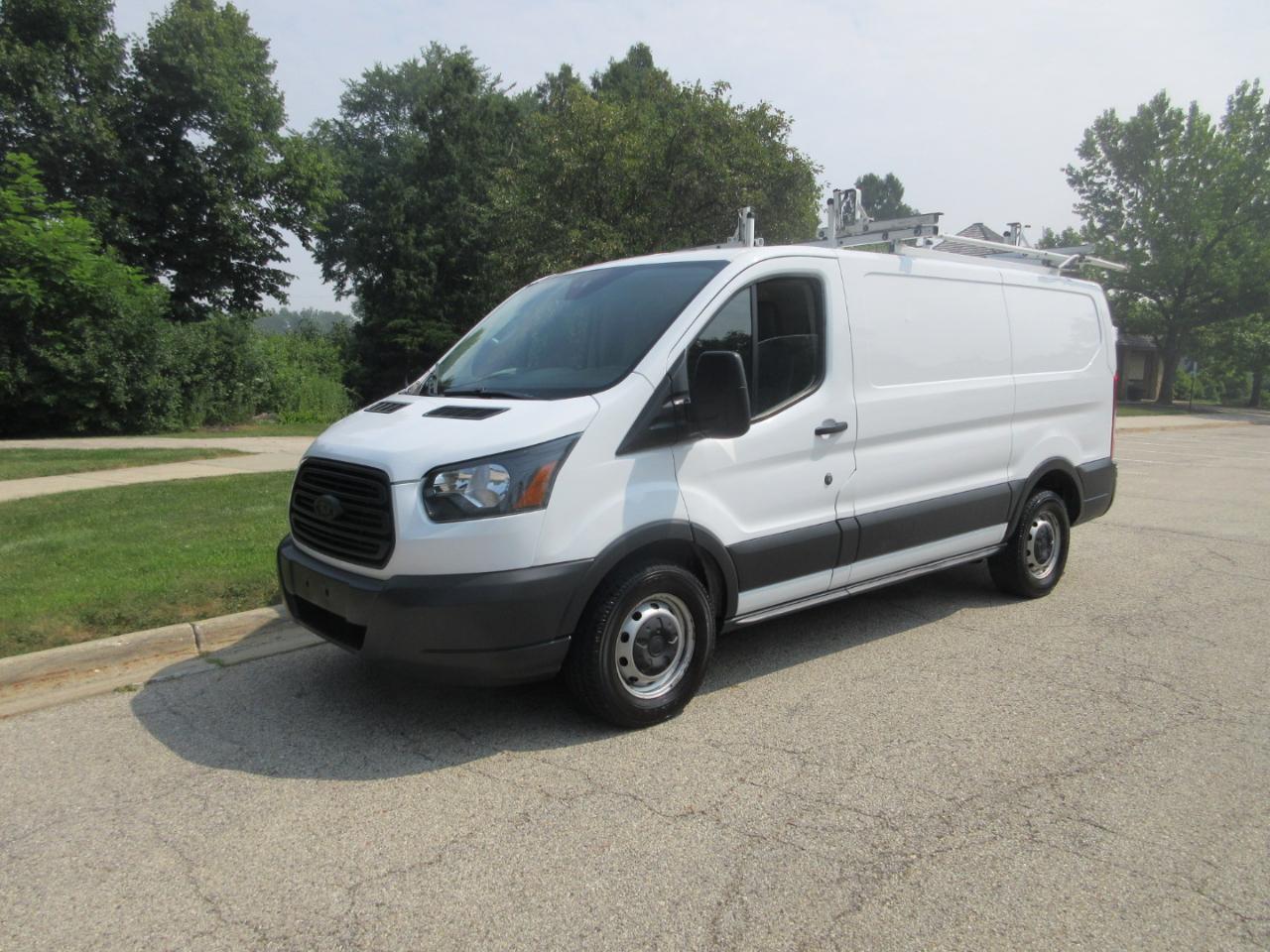 Ford Transit Van T-150 130" Low Rf 8600 GVWR Swing-Out RH Dr 2018