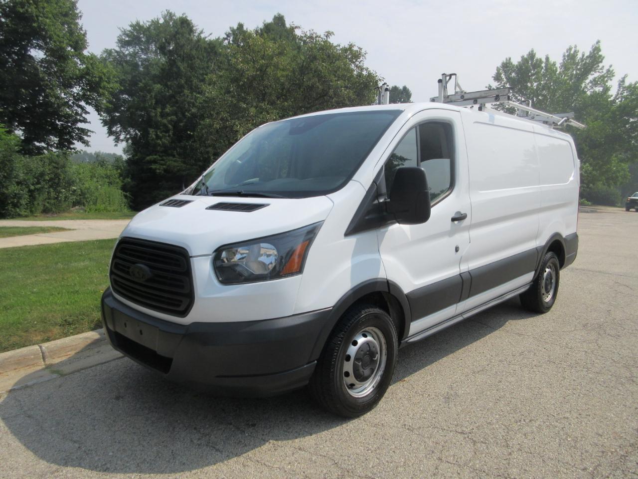 Ford Transit Van T-150 130" Low Rf 8600 GVWR Swing-Out RH Dr 2018