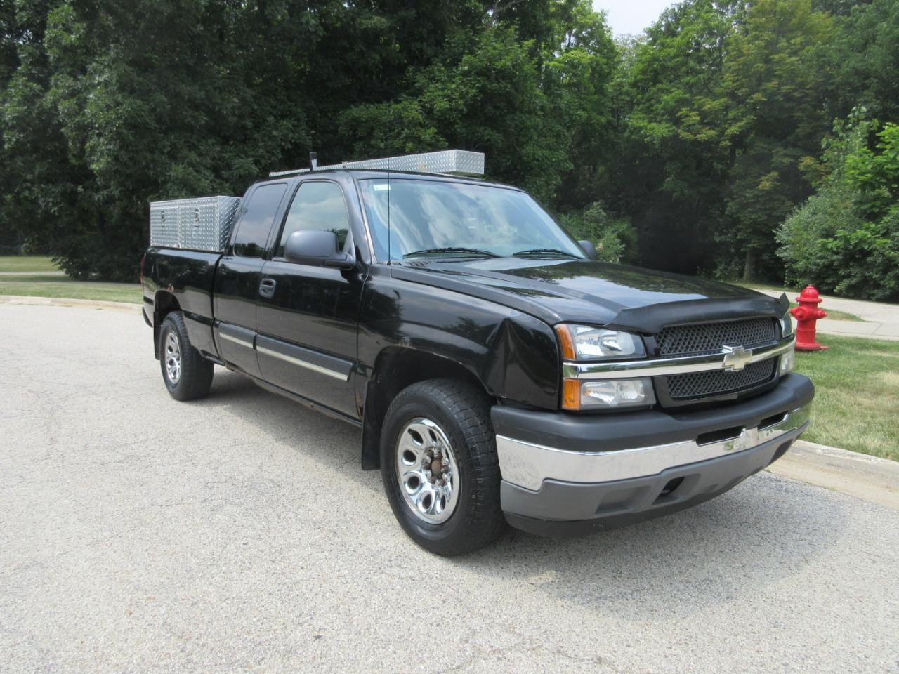 Chevrolet Silverado 1500 Ext Cab 143.5" WB 4WD LS 2005