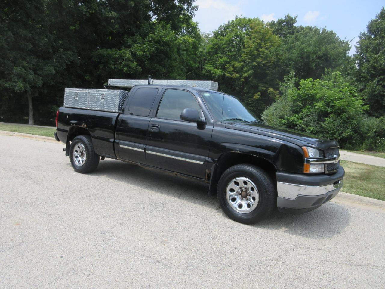 Chevrolet Silverado 1500 Ext Cab 143.5" WB 4WD LS 2005