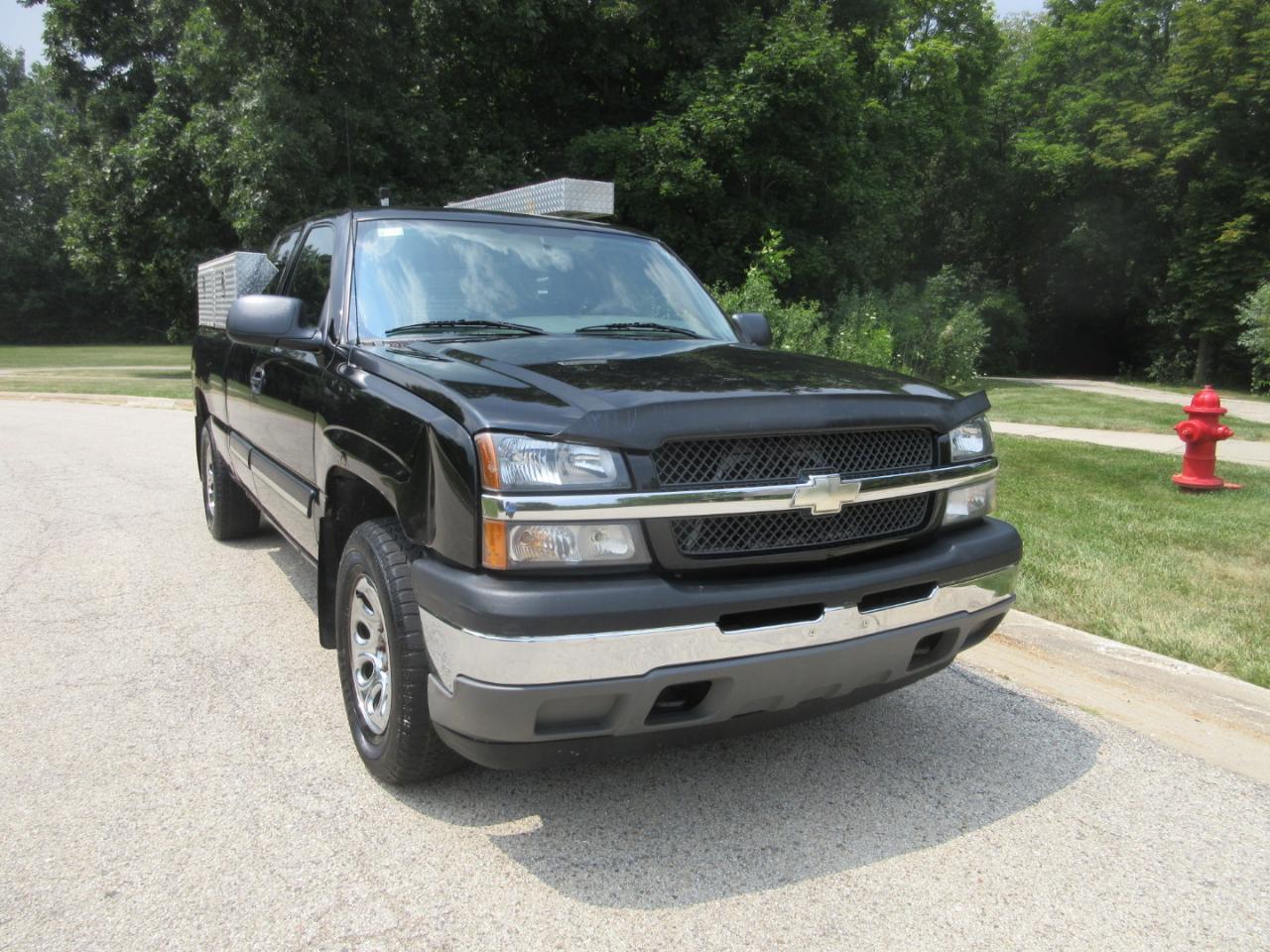 Chevrolet Silverado 1500 Ext Cab 143.5" WB 4WD LS 2005