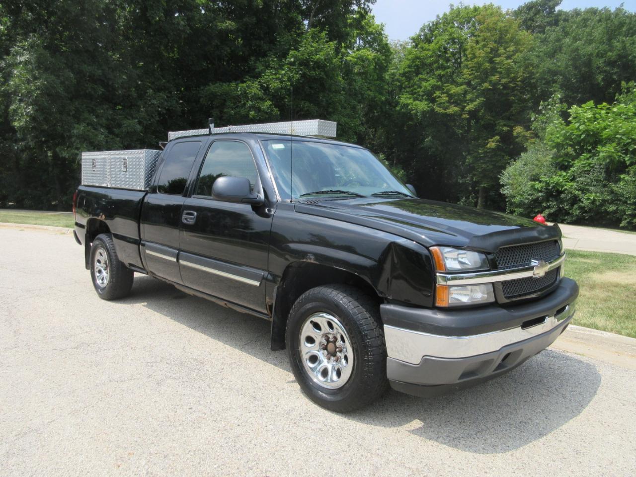 Chevrolet Silverado 1500 Ext Cab 143.5" WB 4WD LS 2005