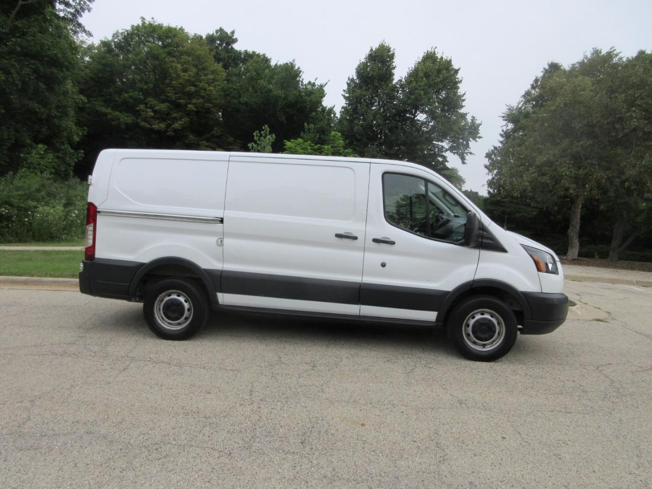 Ford Transit Van T-250 130" Low Rf 9000 GVWR Sliding RH Dr 2018