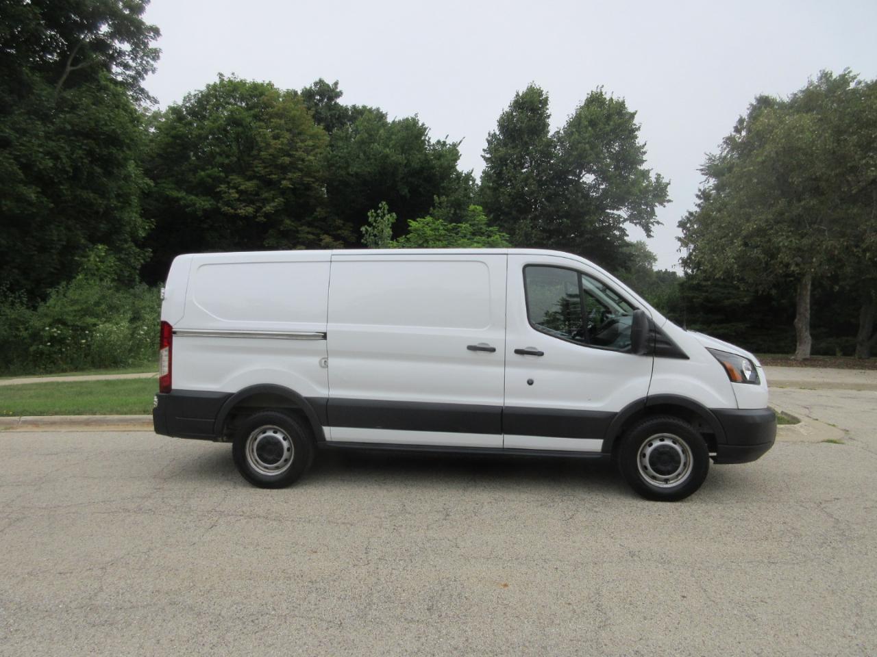 Ford Transit Van T-250 130" Low Rf 9000 GVWR Sliding RH Dr 2018