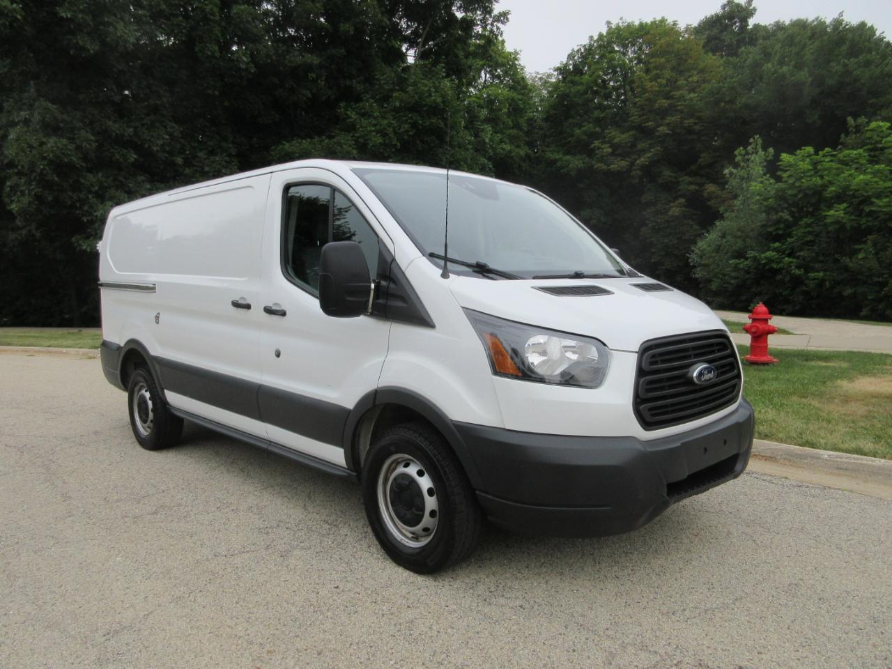 Ford Transit Van T-250 130" Low Rf 9000 GVWR Sliding RH Dr 2018