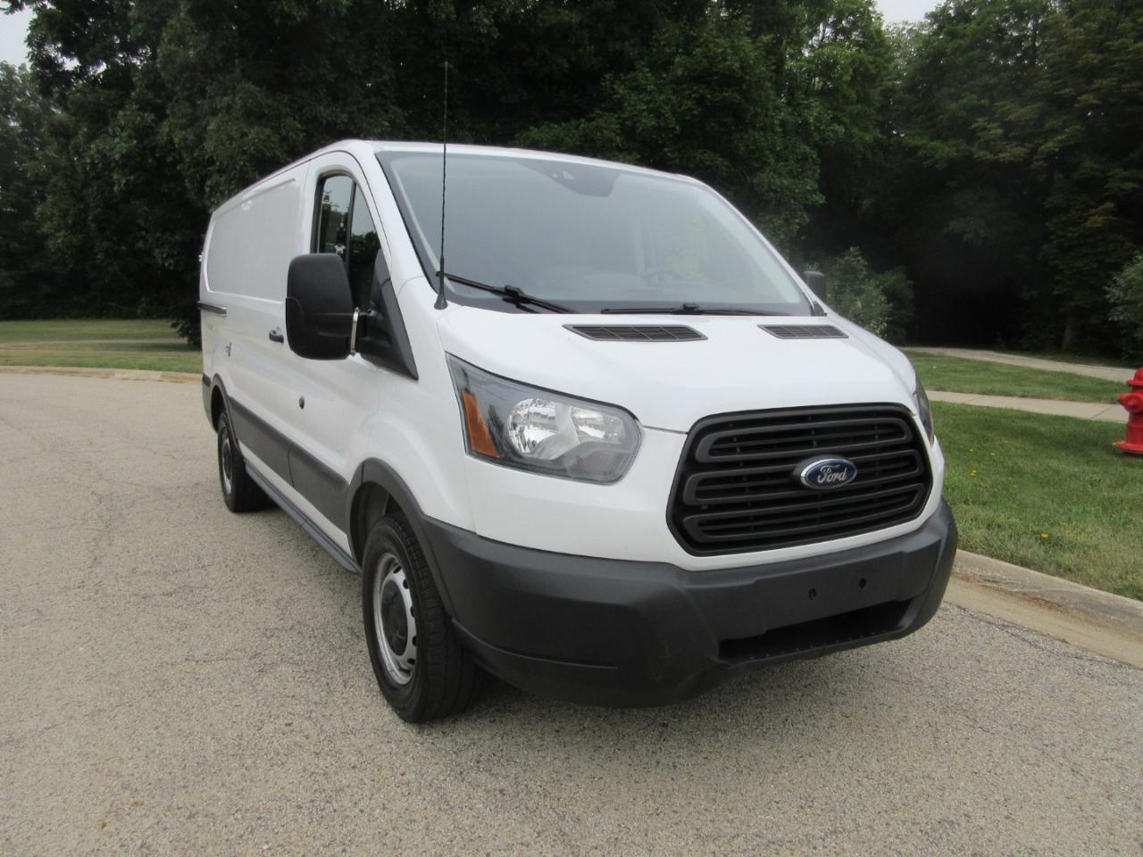 Ford Transit Van T-250 130" Low Rf 9000 GVWR Sliding RH Dr 2018