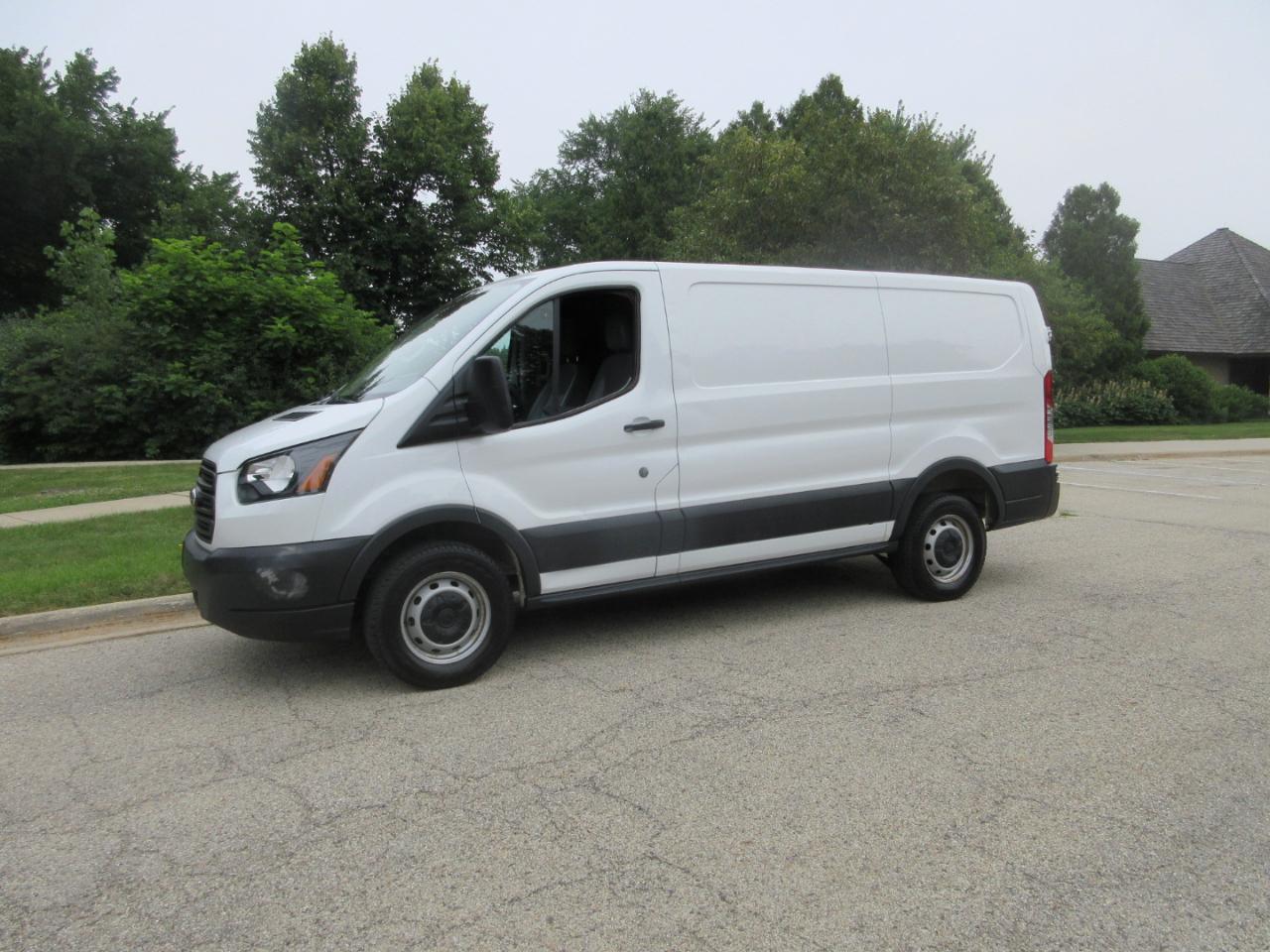 Ford Transit Van T-250 130" Low Rf 9000 GVWR Sliding RH Dr 2018