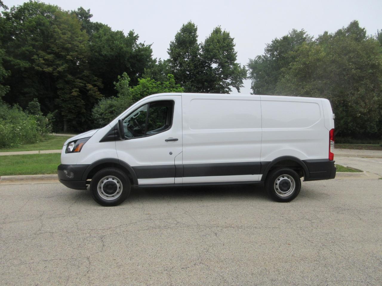 Ford Transit Van T-250 130" Low Rf 9000 GVWR Sliding RH Dr 2018